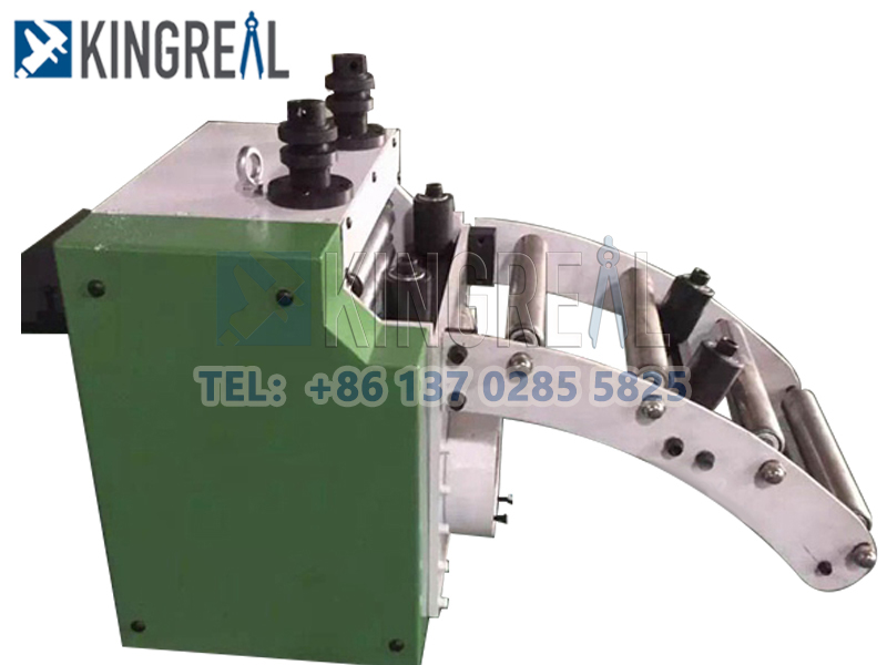 servo roll feeder